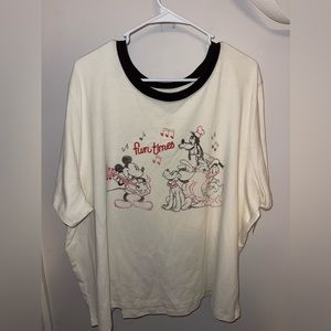 FUN TIMES Mickey Mouse Donald Goofy Pluto Disney Tee Shirt